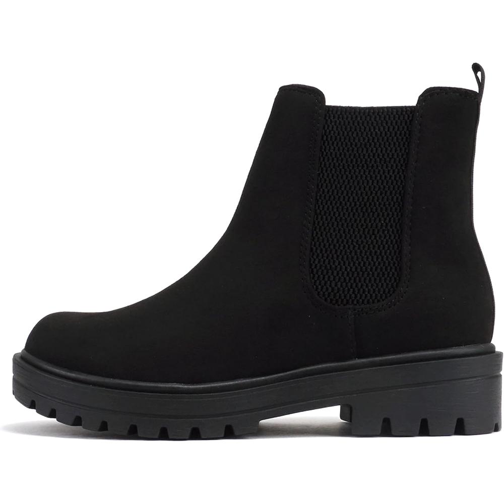 Classic Chelsea Boots With Lug Sole